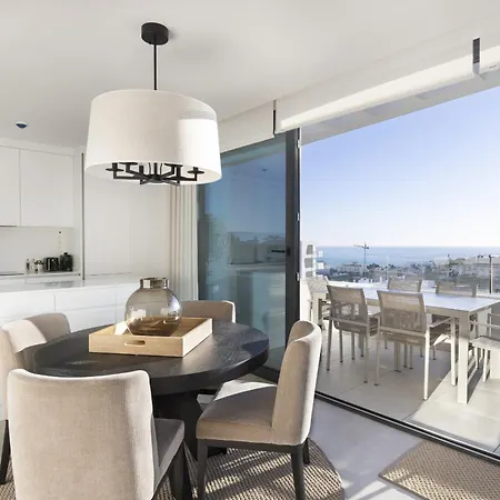 Horizon Floor Higueron Apartment